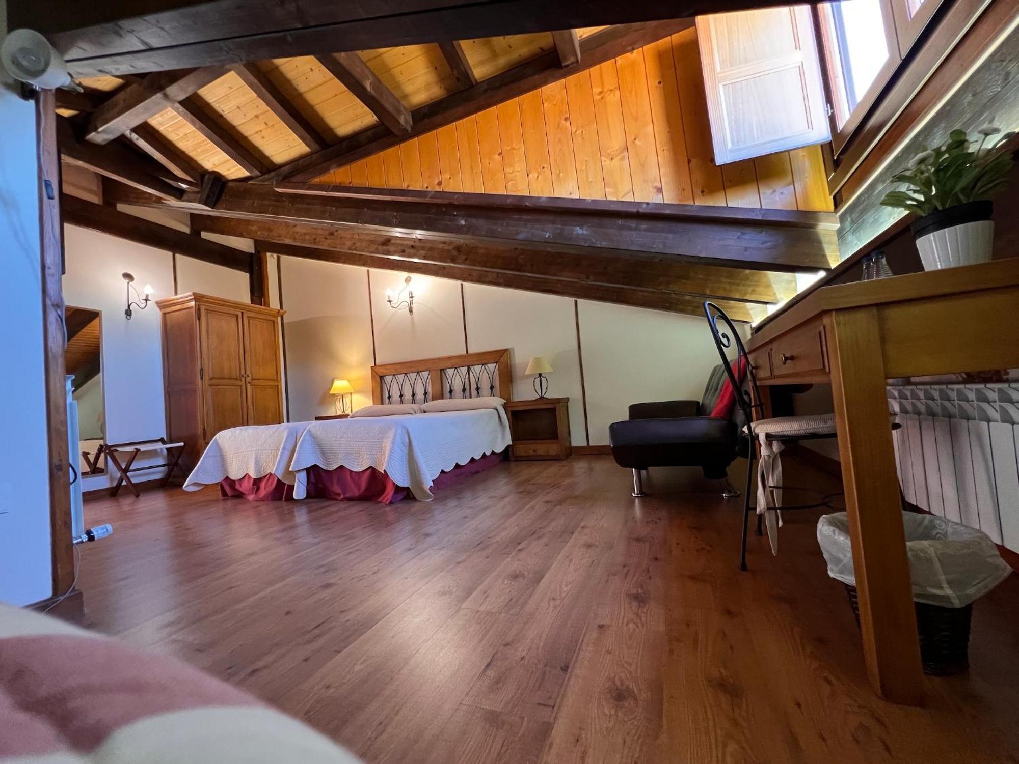 Hotel Rural Restaurante Las Baronas Santa Cruz de la Salceda Dış mekan fotoğraf