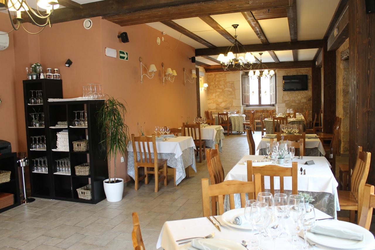 Hotel Rural Restaurante Las Baronas Santa Cruz de la Salceda Dış mekan fotoğraf